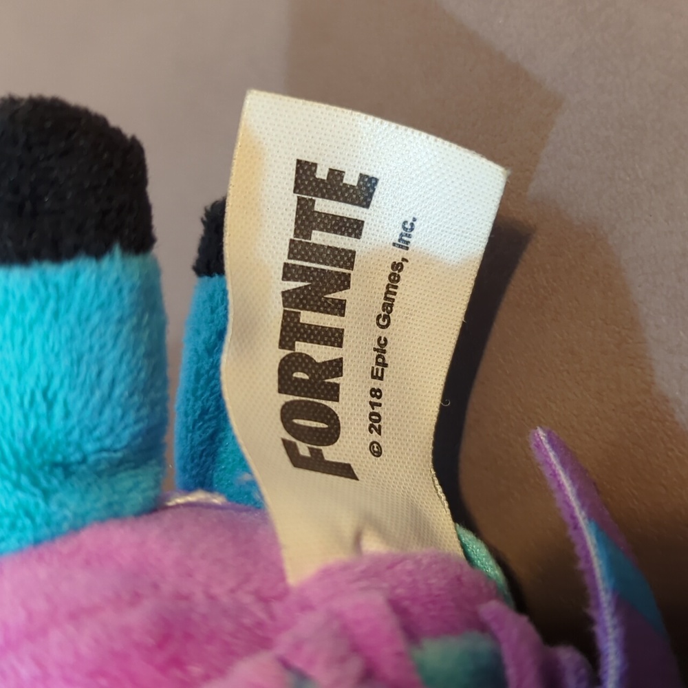 Fortnite Loot Llama and dark Llamacorn plush Whiplash car Midfield Maestro - Picture 9 of 16